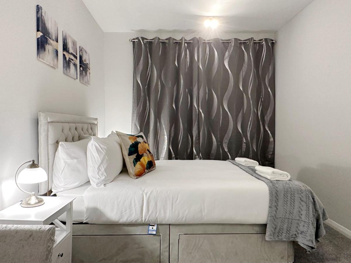 Zoey Place Near Thames River - 2 Double Beds, 1 Single Bed, Spacious, Ideal For Families London Luaran gambar